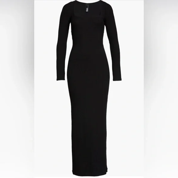SKIMS Soft Lounge Long Sleeve Dress, Size X-Small, $90 - Picture 3 of 8